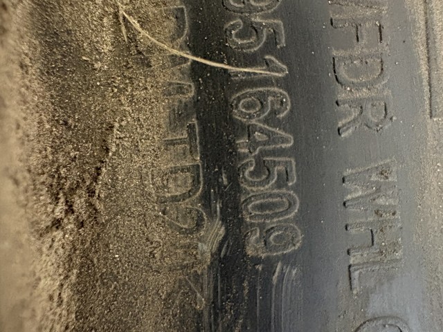 Chevrolet Trax U200 2013 Díszcsík és díszléc Használt bal első sárvédő 