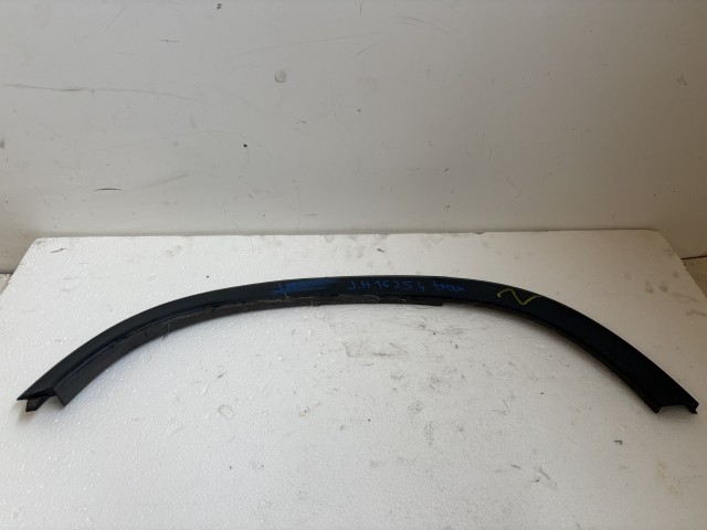 Chevrolet Trax U200 2013 Díszcsík és díszléc Használt jobb hátsó sárvédő 