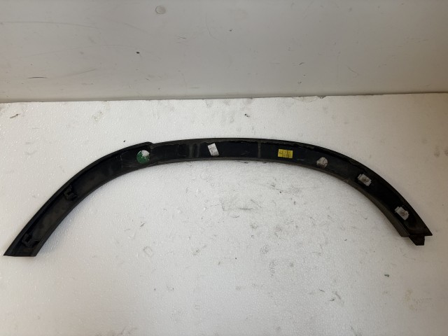 Chevrolet Trax U200 2013 Díszcsík és díszléc Használt jobb hátsó sárvédő 