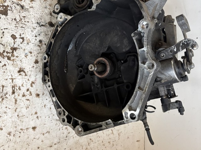 Opel Meriva B 1.6 cdti Diesel Váltó m32 B16dtl