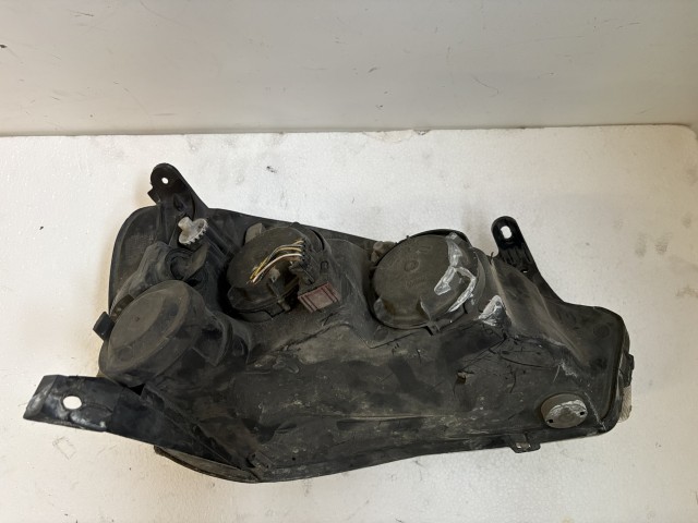 16270 Opel Corsa C Bal első Lámpa Fényszóró