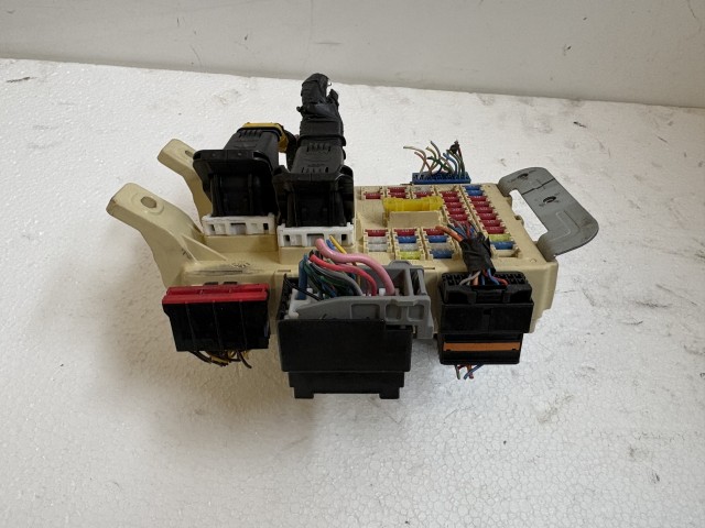 Kia Rio III.(UB) 2011-2017 Biztosítéktábla  Használt