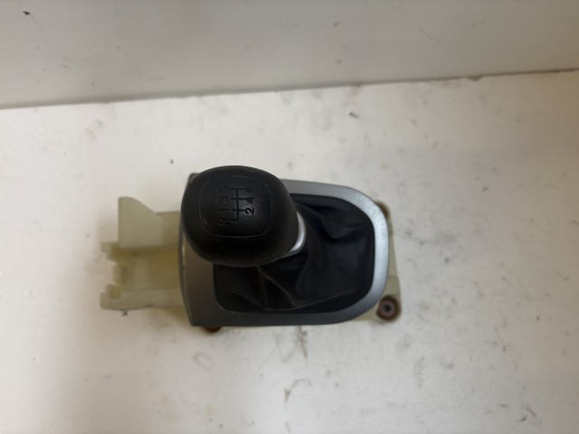 Kia Rio III.(UB) 2011-2017 Váltókulissza Használt  6