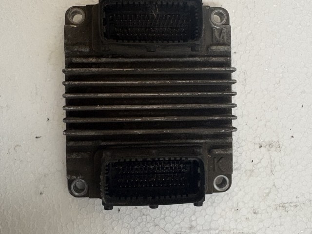 Opel Astra G y17dt Isuzu Motorvezérlő 