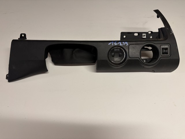 Volkswagen Passat B7 2010-2014 Kulcsház Használt