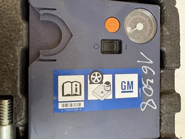 Opel Meriva B 2010-2017 Kompresszor,defekt javító Használt