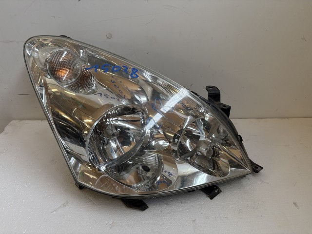 15028 Toyota Corolla Verso 2004-2009 Jobb első Lámpa Fényszóró