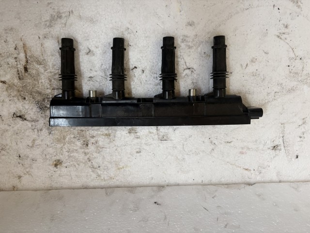 Opel Corsa D 1.2 Benzin 2011 Gyújtótrafó A12XER