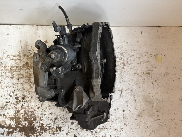 Opel Meriva B 1.6 cdti Diesel Váltó m32 B16dtl