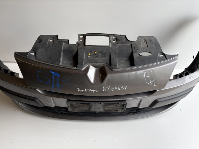 16359 Renault Clio III. Első Lökhárító Barna