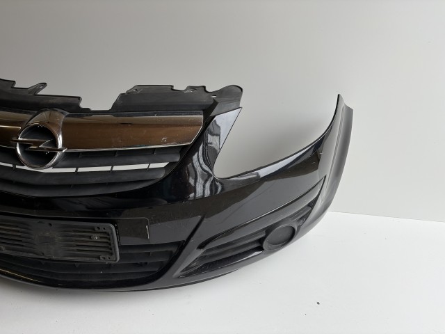 16363 Opel Corsa D első Lökhárító Fekete Z20R