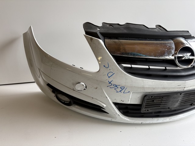 16364 Opel Corsa D első Lökhárító Fehér Y474