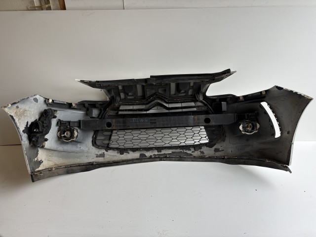 16367 Citroen DS3 2009-2015 Lökhárító Használt első Fehér 