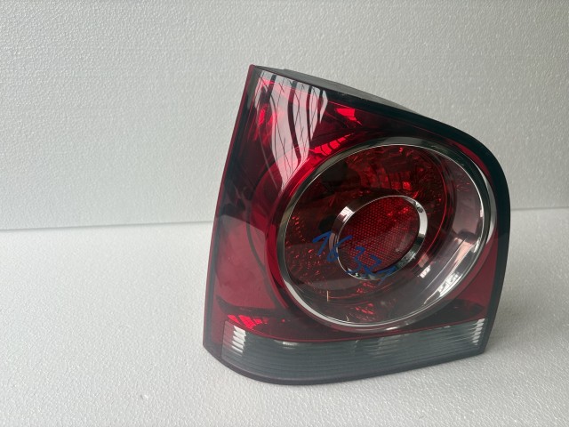 16371 Volkswagen Polo IV Bal hátsó Lámpa