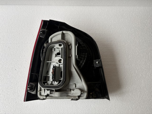 16370 Volkswagen Polo IV Jobb hátsó Lámpa