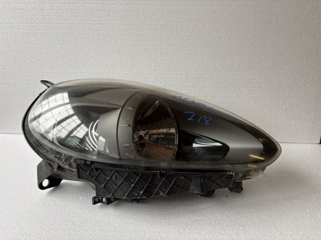 16374 Fiat Grande Punto  2005-2009 Jobb első Lámpa , Fényszóró Fekete Házas