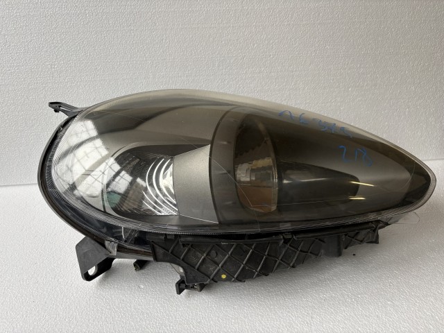 16375 Fiat Grande Punto  2005-2009 Jobb első Lámpa , Fényszóró Fekete Házas