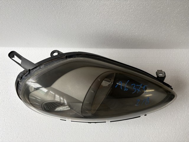 16375 Fiat Grande Punto  2005-2009 Jobb első Lámpa , Fényszóró Fekete Házas