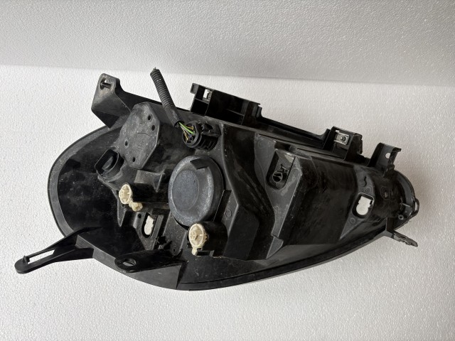 16375 Fiat Grande Punto  2005-2009 Jobb első Lámpa , Fényszóró Fekete Házas