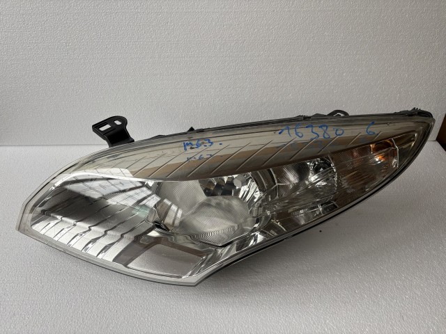 16380 Renault Megane III. Bal első Lámpa , Fényszóró