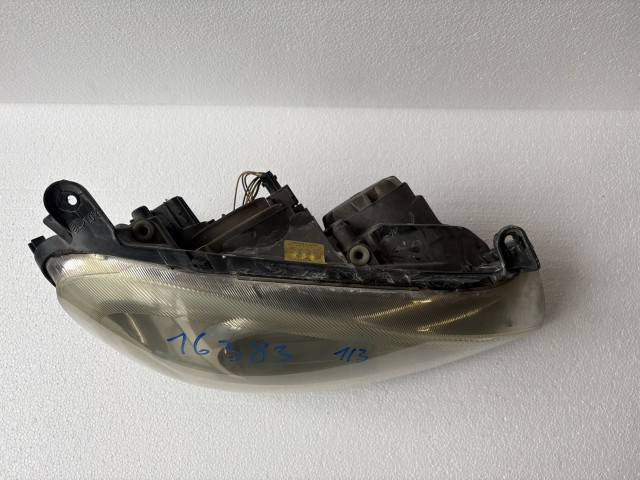 16383 Opel Corsa C Jobb első Lámpa , Fényszóró