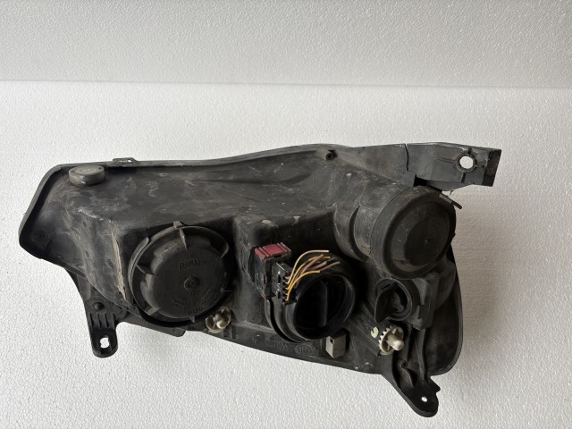 16386 Opel Corsa C Bal első Lámpa , Fényszóró