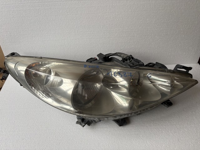 16387 Peugeot 207 Jobb első Lámpa , Fényszóró