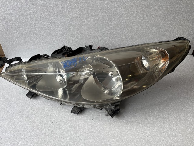 16400 Peugeot 207 Bal első Lámpa , Fényszóró