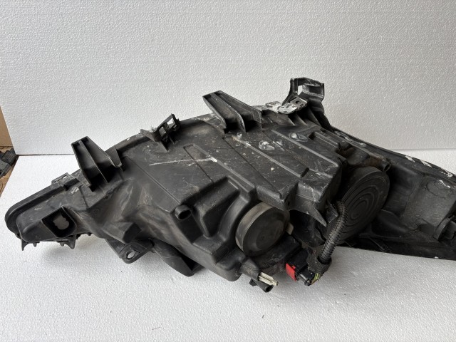 16400 Peugeot 207 Bal első Lámpa , Fényszóró