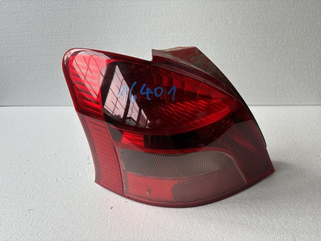 16401 Toyota Yaris II. Bal hátsó Lámpa