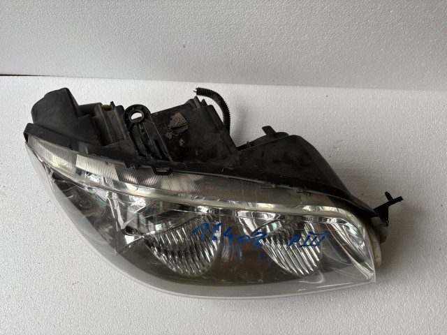 164010 Fiat Punto III. Jobb első Lámpa , Fényszóró