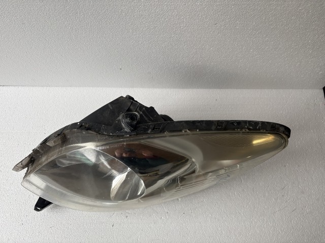 16429 Toyota Yaris II. 2005-2011(xp90)  Bal első Lámpa Fényszóró