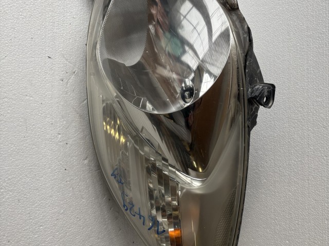 16429 Toyota Yaris II. 2005-2011(xp90)  Bal első Lámpa Fényszóró