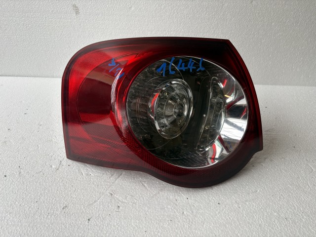 16446 Volkswagen Passat B6 2005-2010 Kombi Bal hátsó Lámpa