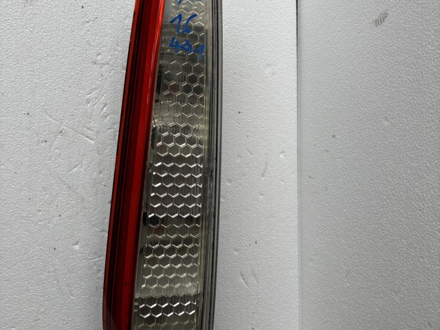 16441 Ford Focus II. 2008-2011 kOMBI Bal hátsó Lámpa