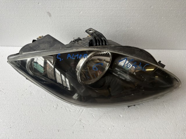 16436 Seat Altea 5P  Jobb első Lámpa Fényszóró