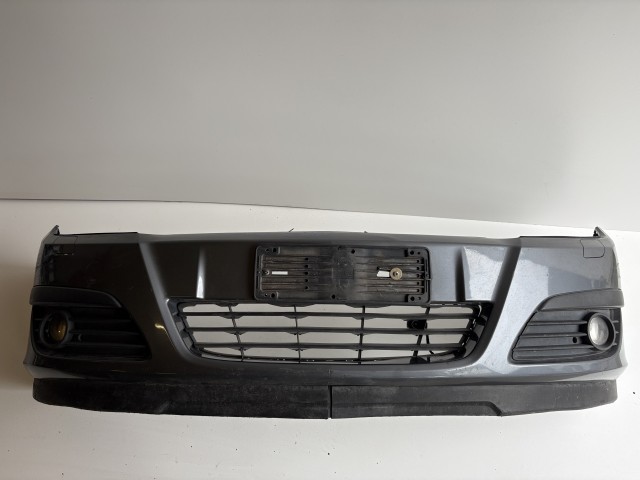 16366 Opel Astra H 2004-2010 első Lökhárító Grafit Z155