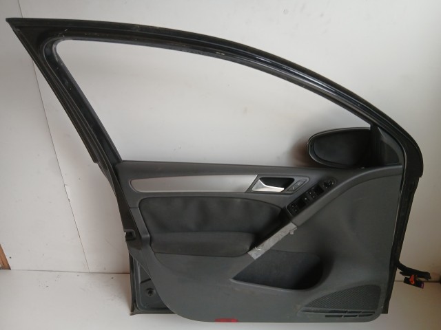 16456 Volkswagen Golf 6 2008-2013 Bal első Ajtó Fekete 