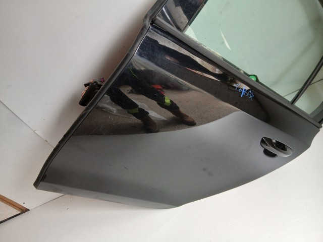 16457 Volkswagen Golf 6 2008-2013 Bal hátsó Ajtó Fekete