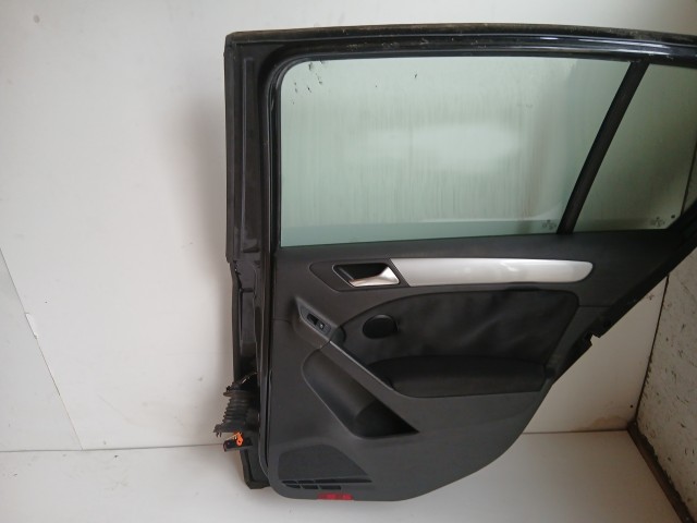 16458 Volkswagen Golf 6 2008-2013 Jobb hátsó Ajtó Fekete