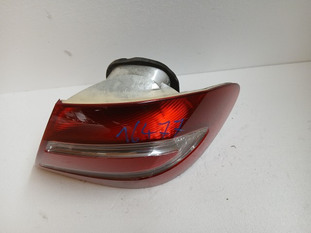 16477 Mercedes Benz CLK C209 2002-2009  Jobb hátsó Lámpa