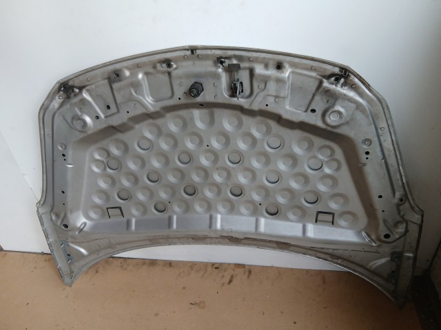 16535 Opel Corsa D 2006-2014 Motorháztető Használt Ezüst Z176 