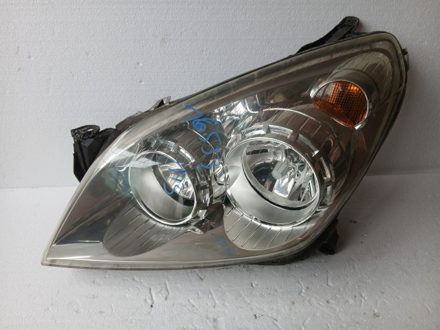 16533 Opel Astra H 2004-2010 Bal első Lámpa , Fényszóró