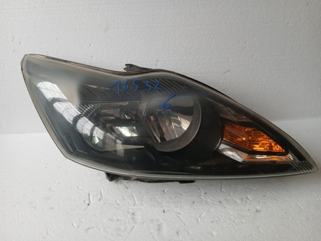 16532 Ford Focus II. 2008-2011 Jobb első Lámpa , Fényszóró