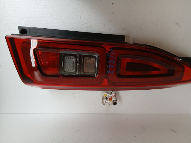 16527 Opel Combo E 2018-2022 Jobb hátsó Lámpa , Fényszóró