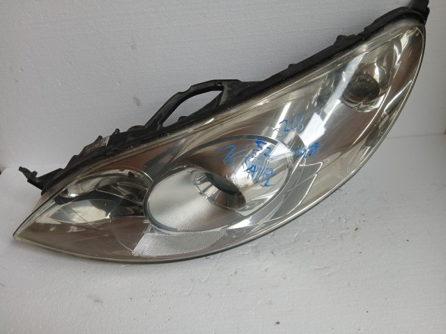 16522 Peugeot 407 Bal első Lámpa , Fényszóró