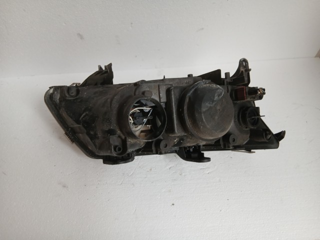 16518 Audi A4 B6 2000-2004 Bal első Lámpa , Fényszóró