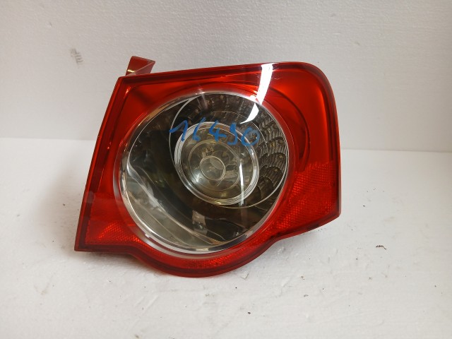 16490 Volkswagen Passat B6 2005-2010 Sedan Jobb hátsó külső Lámpa