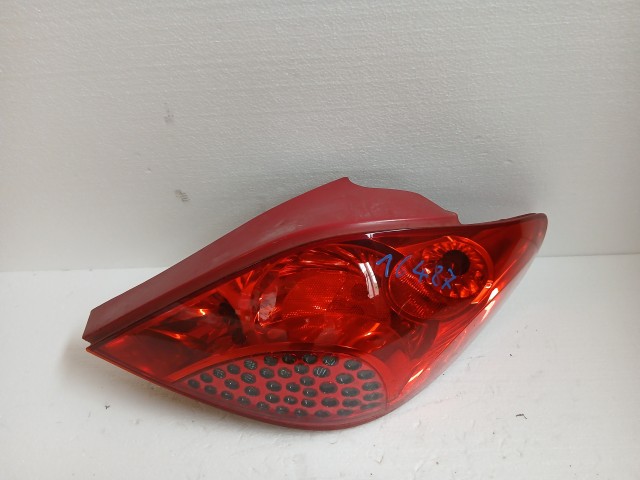 16427 Peugeot 207 Jobb hátsó Lámpa