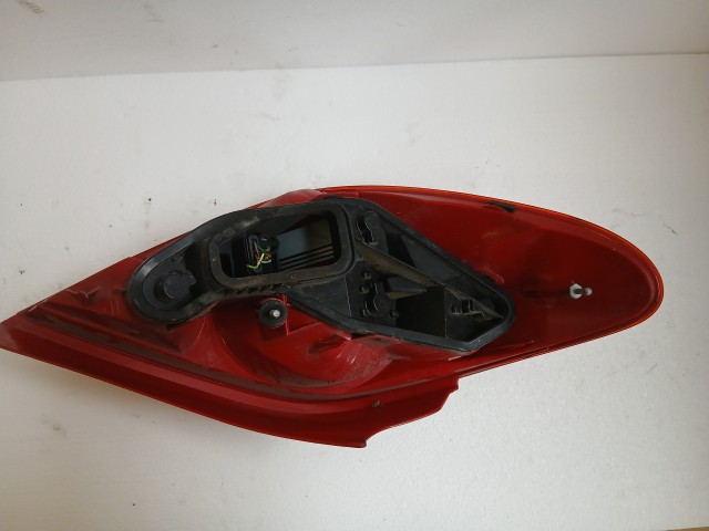 16427 Peugeot 207 Jobb hátsó Lámpa